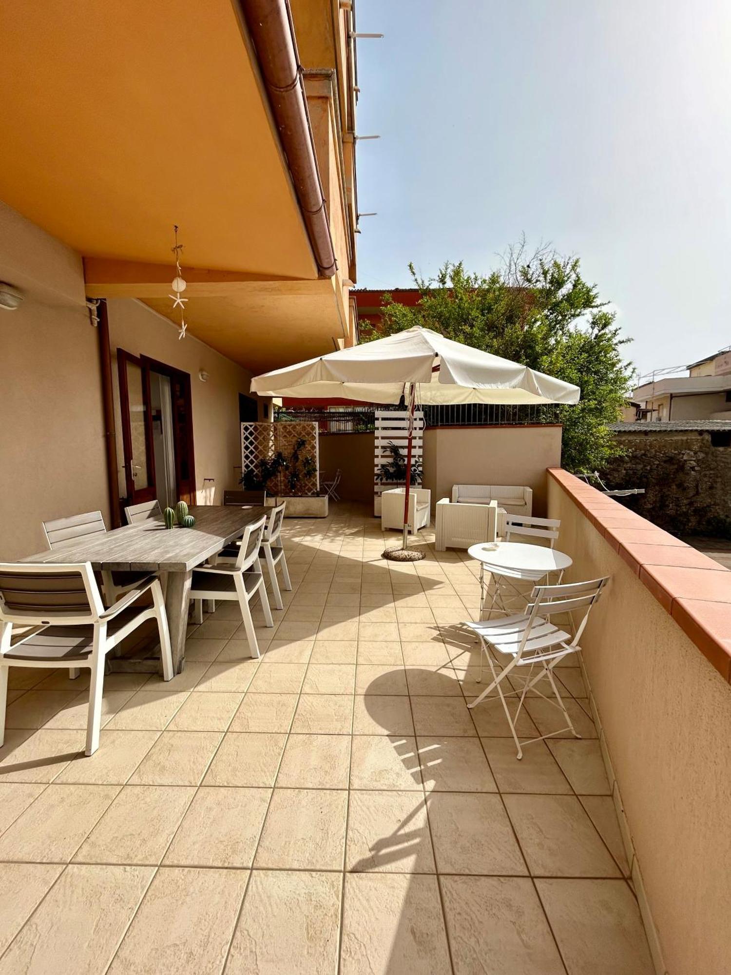 Arcobaleno Tropea Centro Bed & Breakfast ภายนอก รูปภาพ
