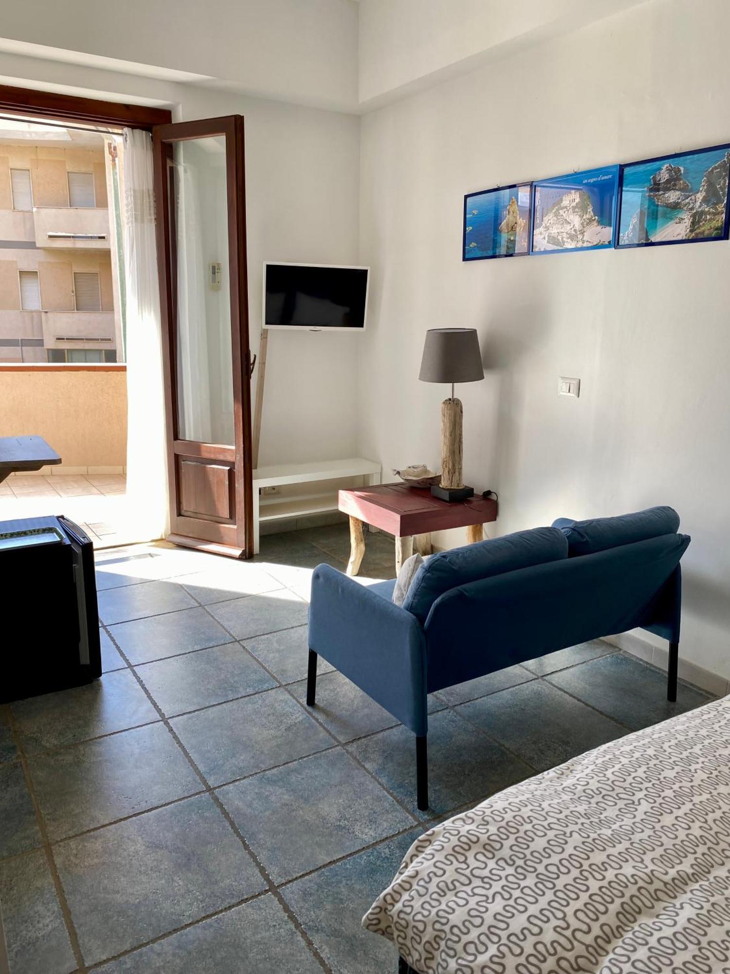 Arcobaleno Tropea Centro Bed & Breakfast ภายนอก รูปภาพ