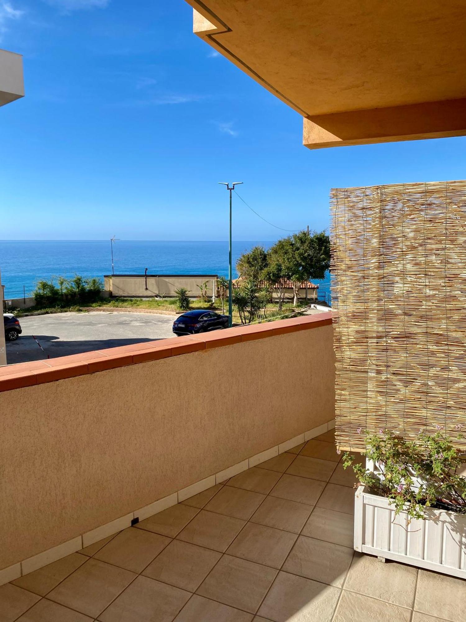 Arcobaleno Tropea Centro Bed & Breakfast ภายนอก รูปภาพ
