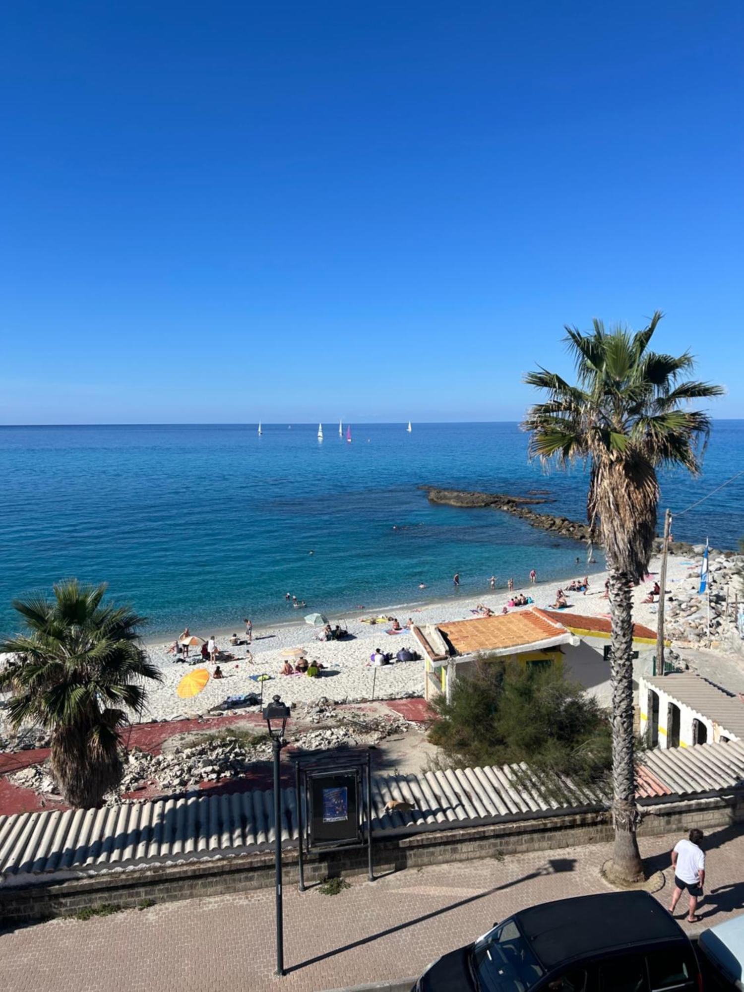 Arcobaleno Tropea Centro Bed & Breakfast ภายนอก รูปภาพ